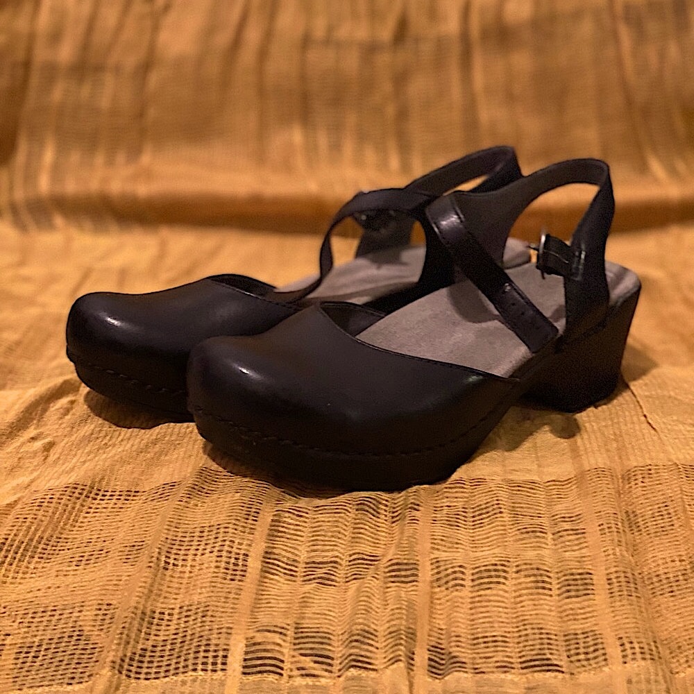 HOLIDAY SALE + FREE SHIPPING! Dansko “Sam” Clogs- black- EU 39